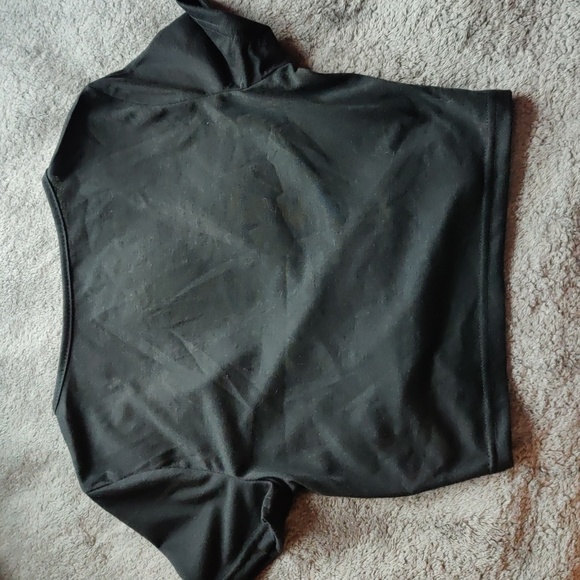 Crop top - Picture 2 of 2